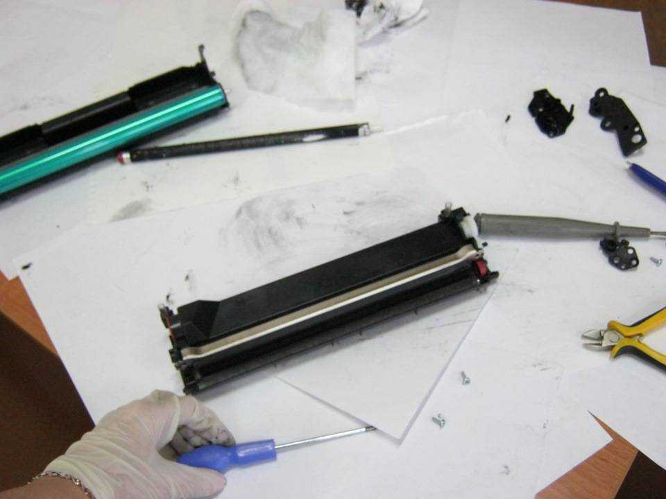 Как заправить картридж самому: инструкция для всех принтеров 🖨